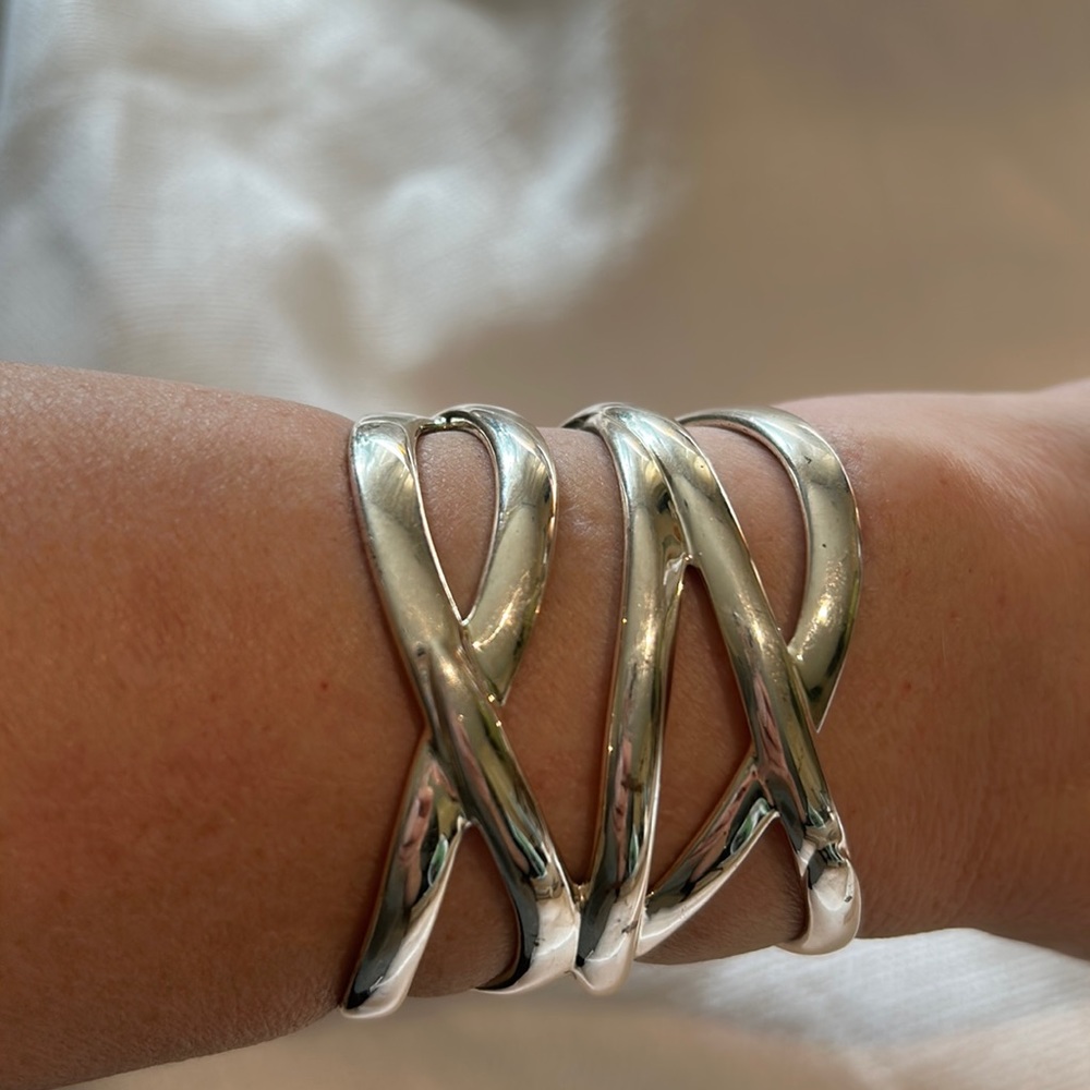 Stella & Dot Fitted Silver Cuff Bracelet